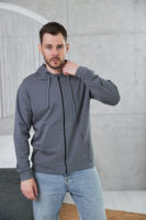 Чоловіча кофта на блискавці з капюшоном — легка та універсальна