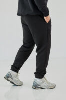 Чоловічі спортивні штани з манжетами та комфортною посадкою