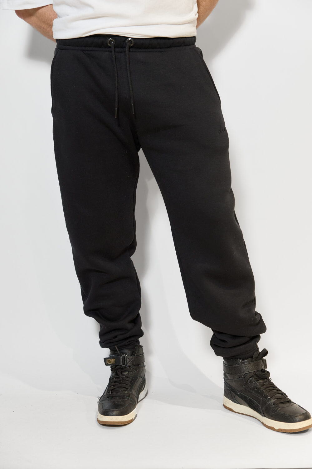 Чоловічі спортивні штани з манжетами та регульованою посадкою