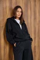 Жіноча кофта на замку з капюшоном оверсайз на блискавці