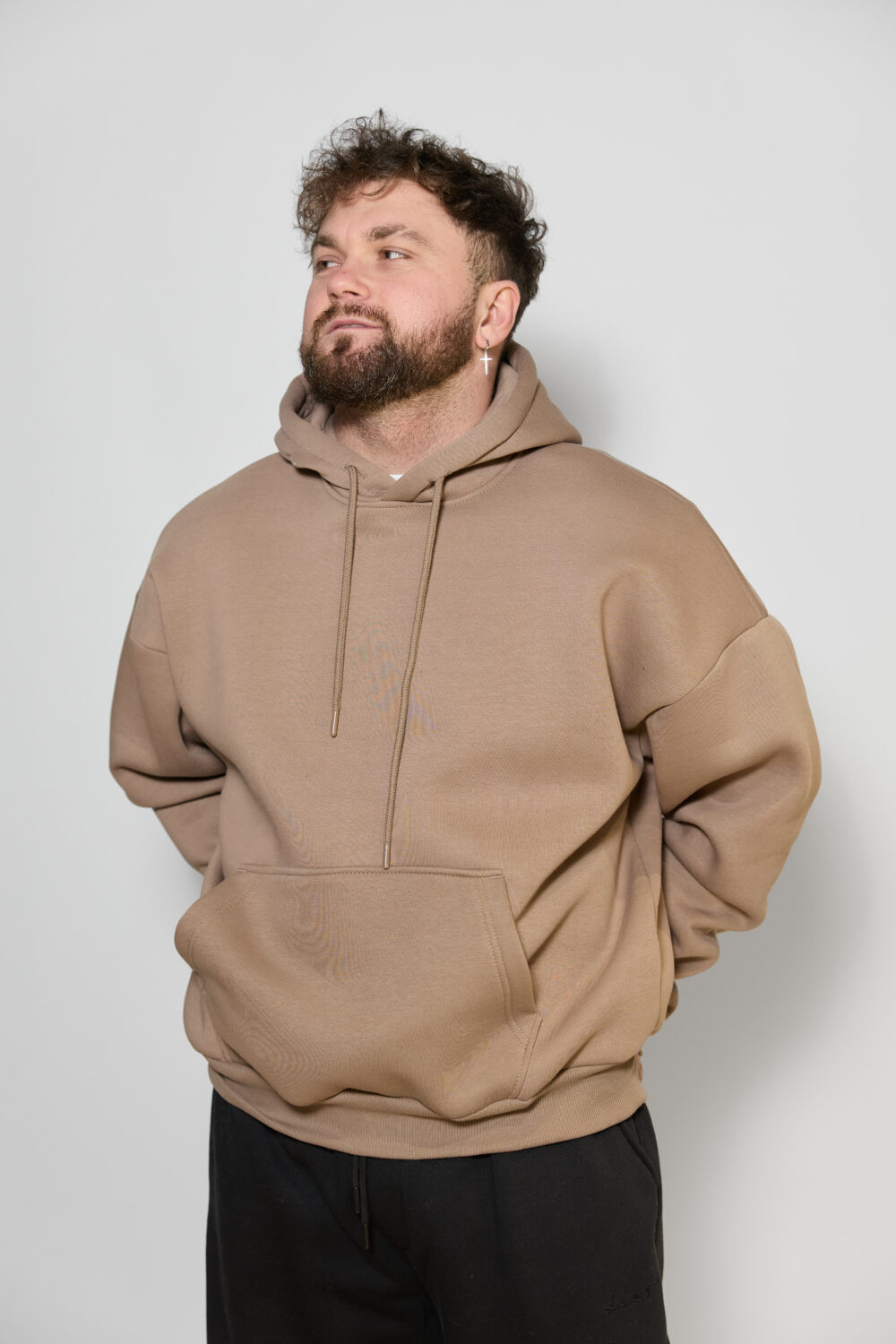 Чоловіче худі з капюшоном — тепле, щільне, oversize стиль