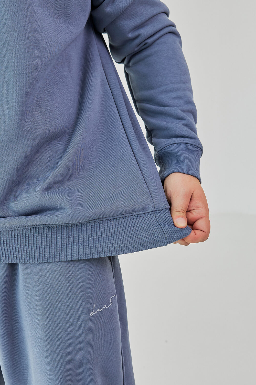 Чоловічий світшот прямого крою з щільного трикотажу