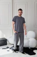 Чоловічі класичні штани вільного силуету