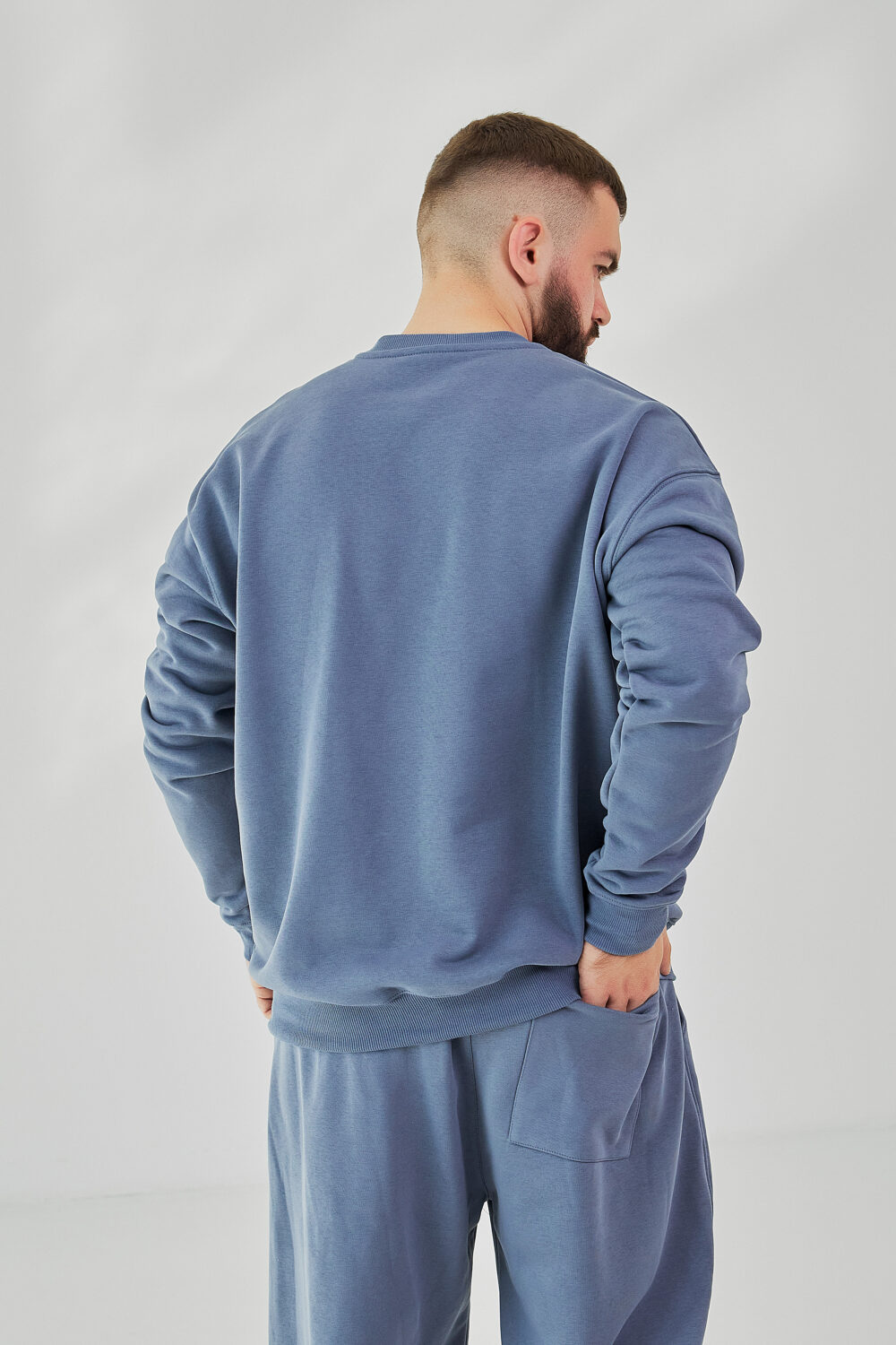 Чоловічий світшот прямого крою з щільного трикотажу