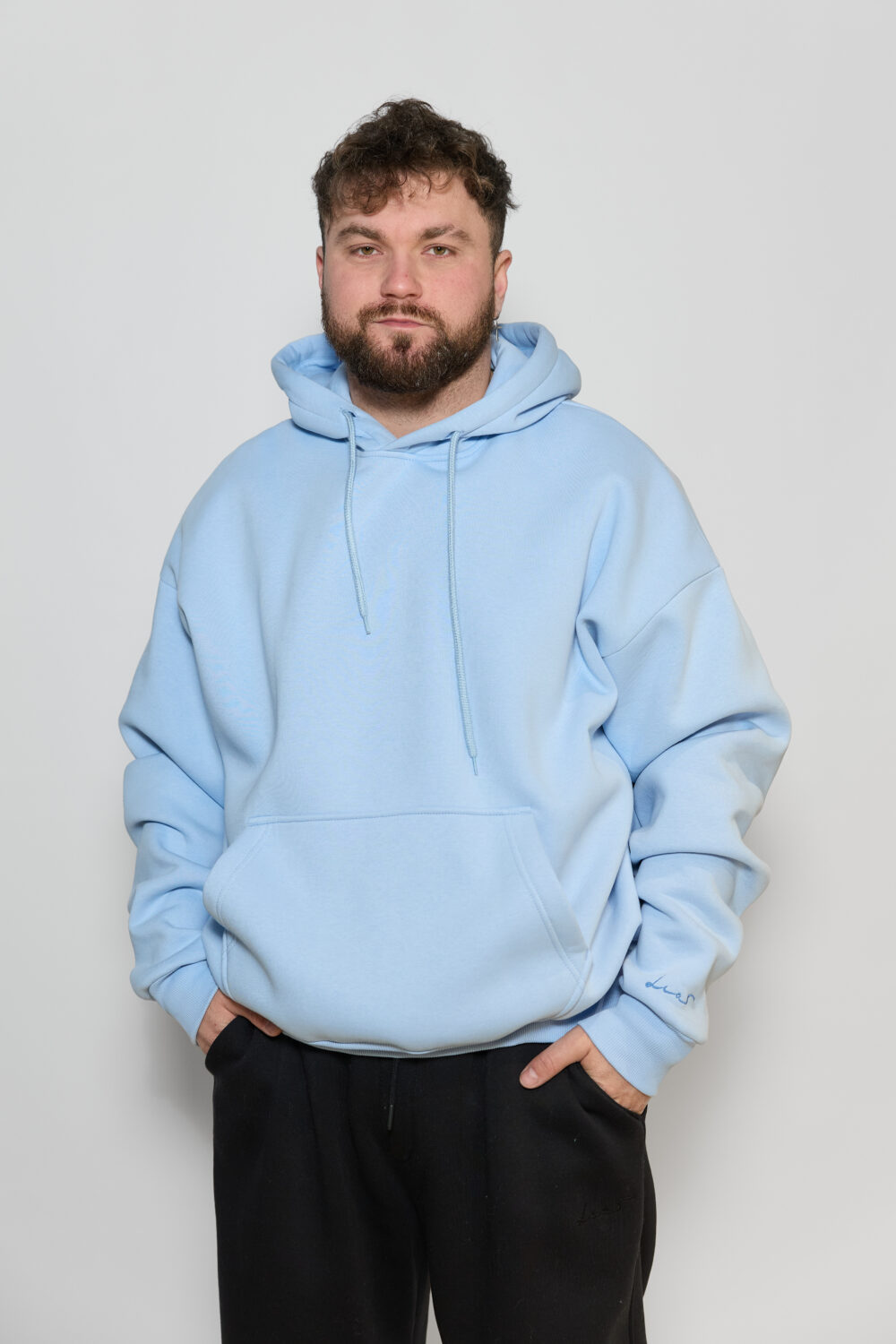 Чоловіче худі з капюшоном — тепле, щільне, oversize стиль