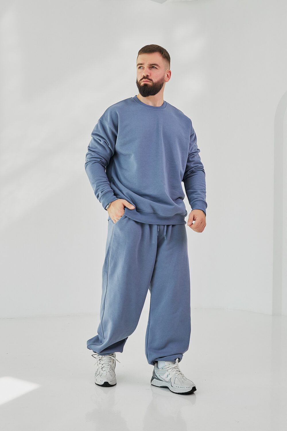 Чоловічий світшот прямого крою з щільного трикотажу