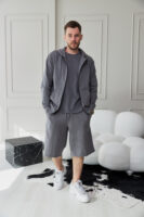 Чоловічі спортивні шорти прямого крою з трикотажу