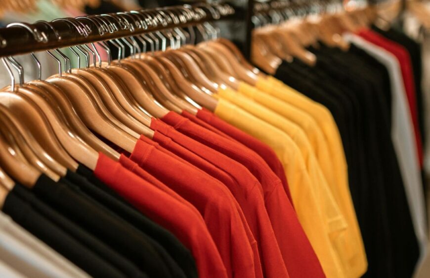 Як працювати з мінімальним тиражем та обирати найбільш продавані моделі