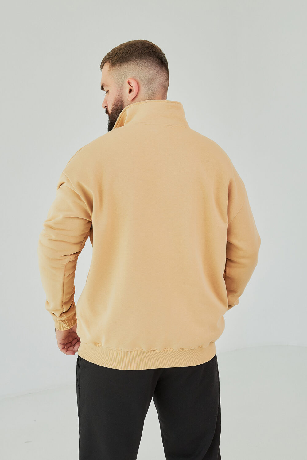 Чоловіча кофта на короткому замку з щільного трикотажу