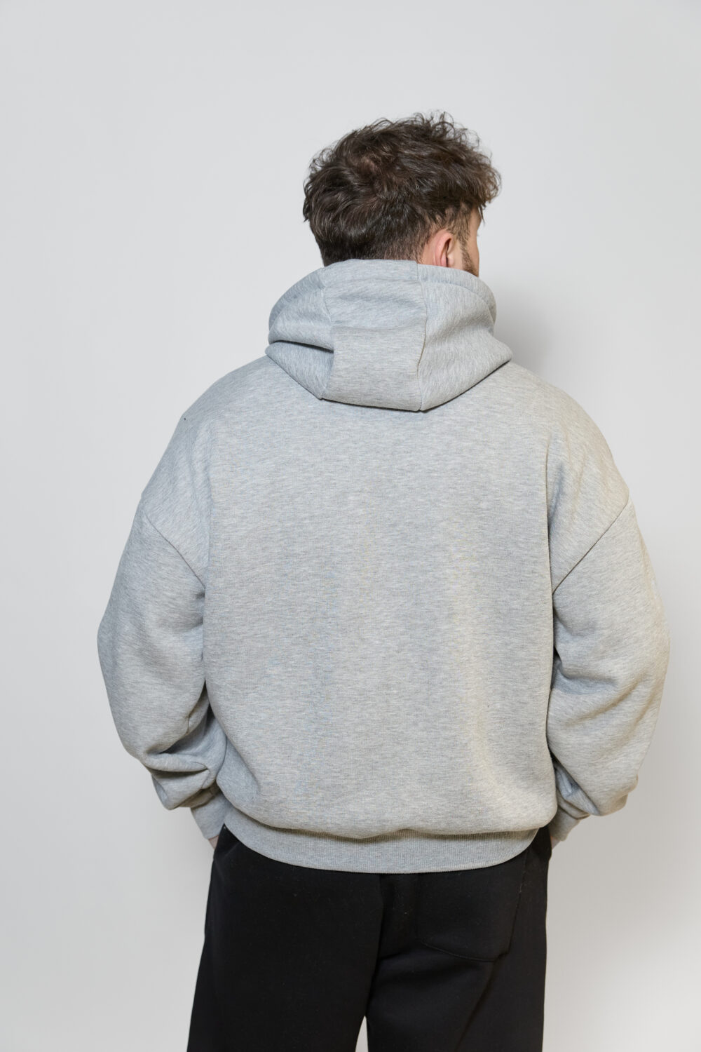 Чоловіче худі з капюшоном — тепле, щільне, oversize стиль