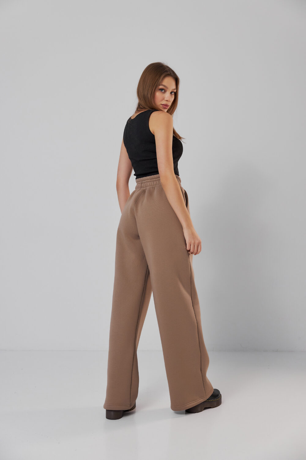 Жіночі штани палаццо на резинці з начосом теплі та вільні