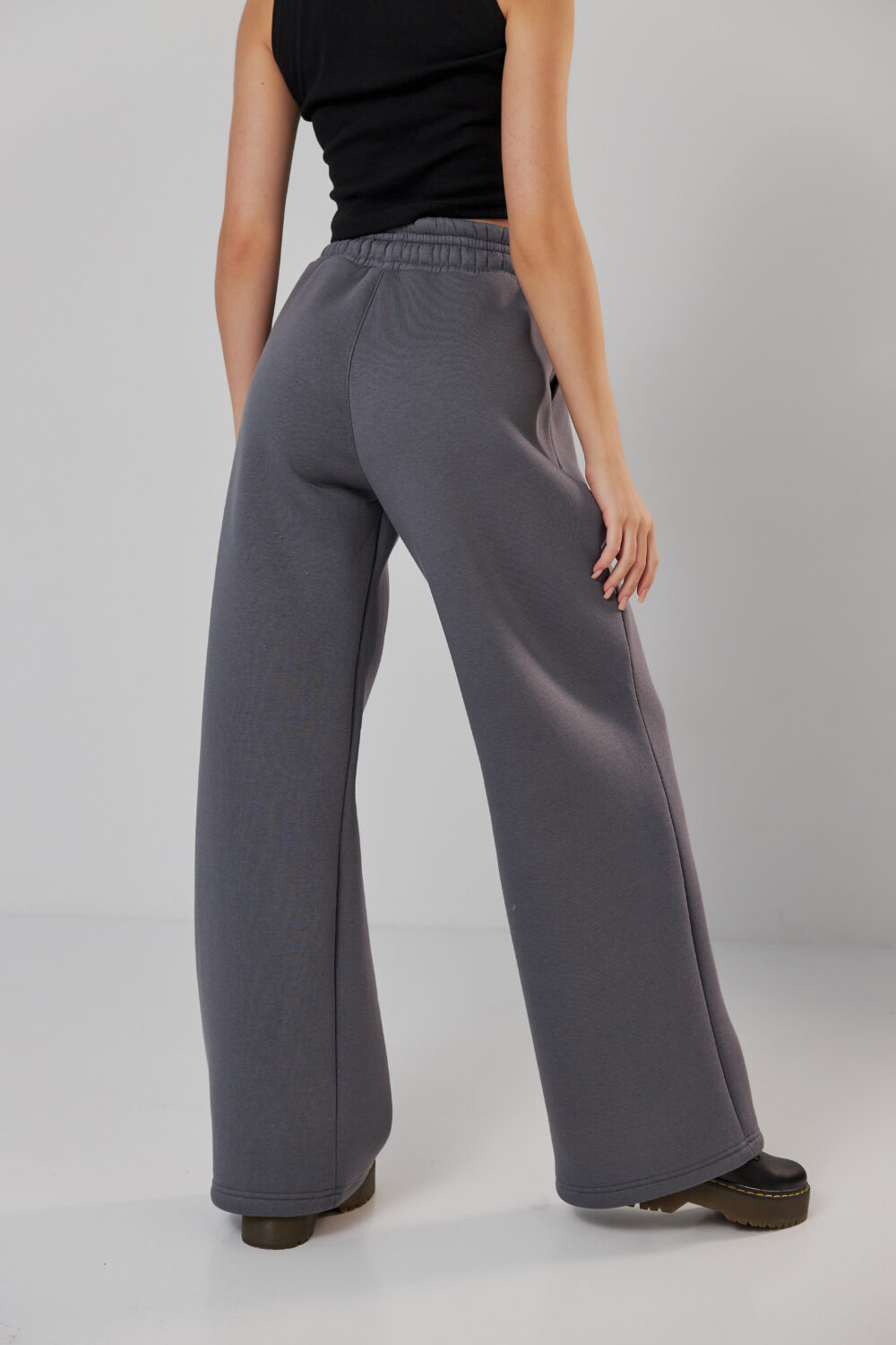 Жіночі штани палаццо на резинці з начосом теплі та вільні