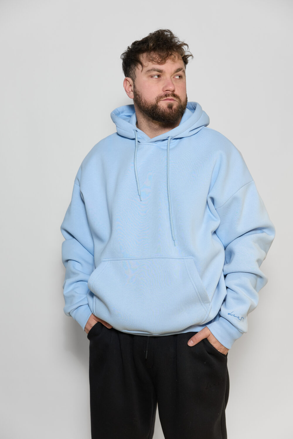 Чоловіче худі з капюшоном — тепле, щільне, oversize стиль