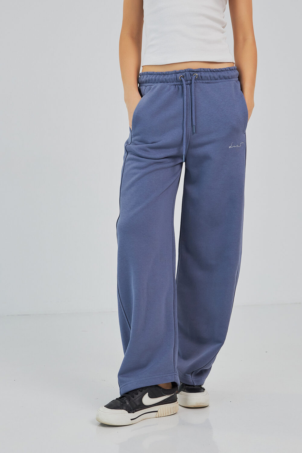 Штани жіночі baggy oversize з високою посадкою та кишенями