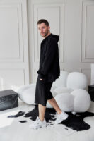 Чоловічі спортивні шорти прямого крою з трикотажу