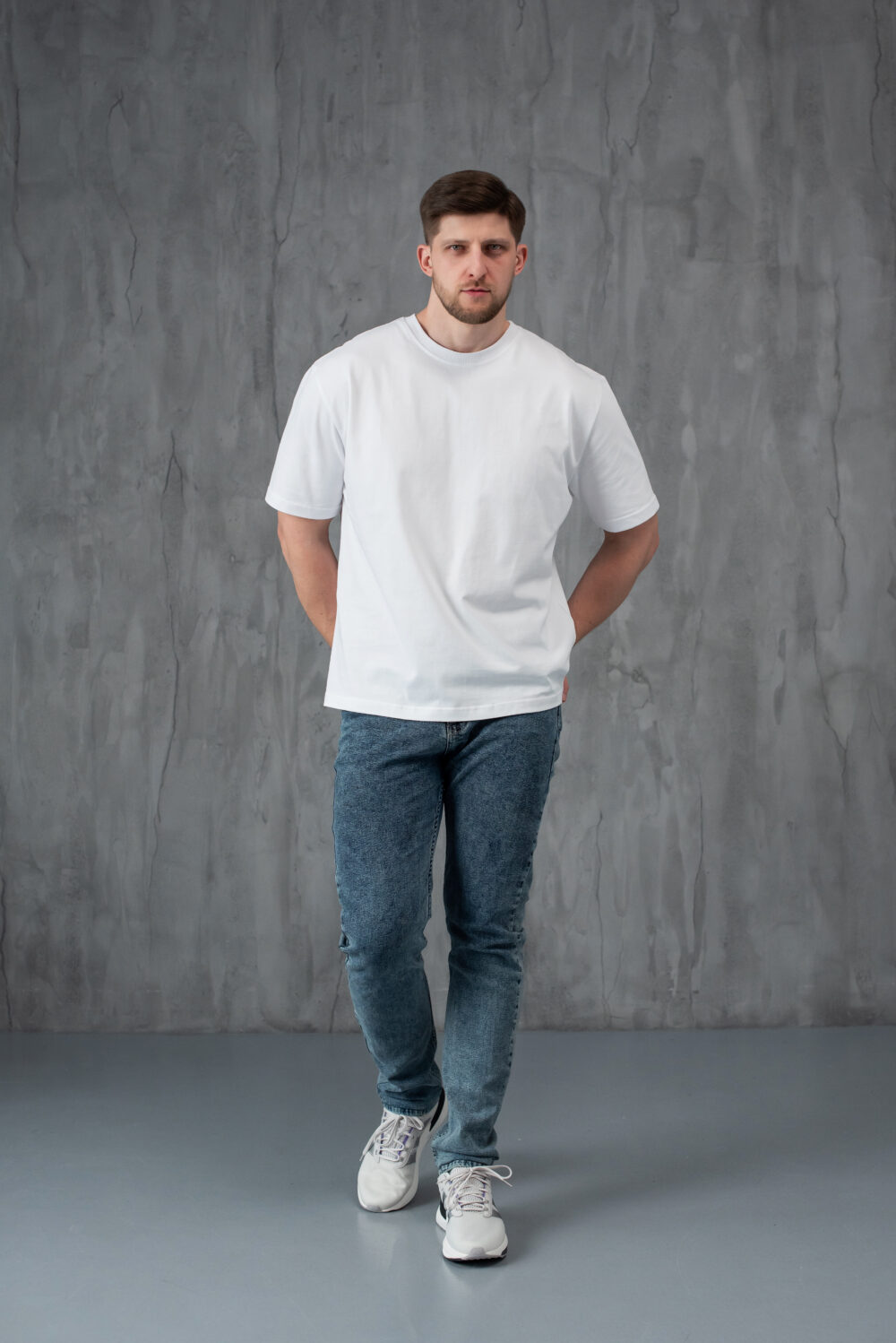 Чоловіча базова футболка з бавовни