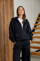 Жіноча кофта на замку з капюшоном оверсайз на блискавці