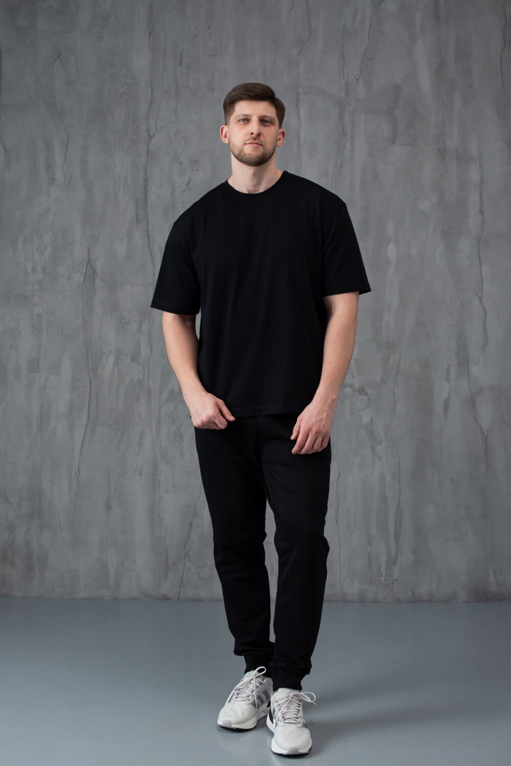 Чоловіча базова футболка з бавовни