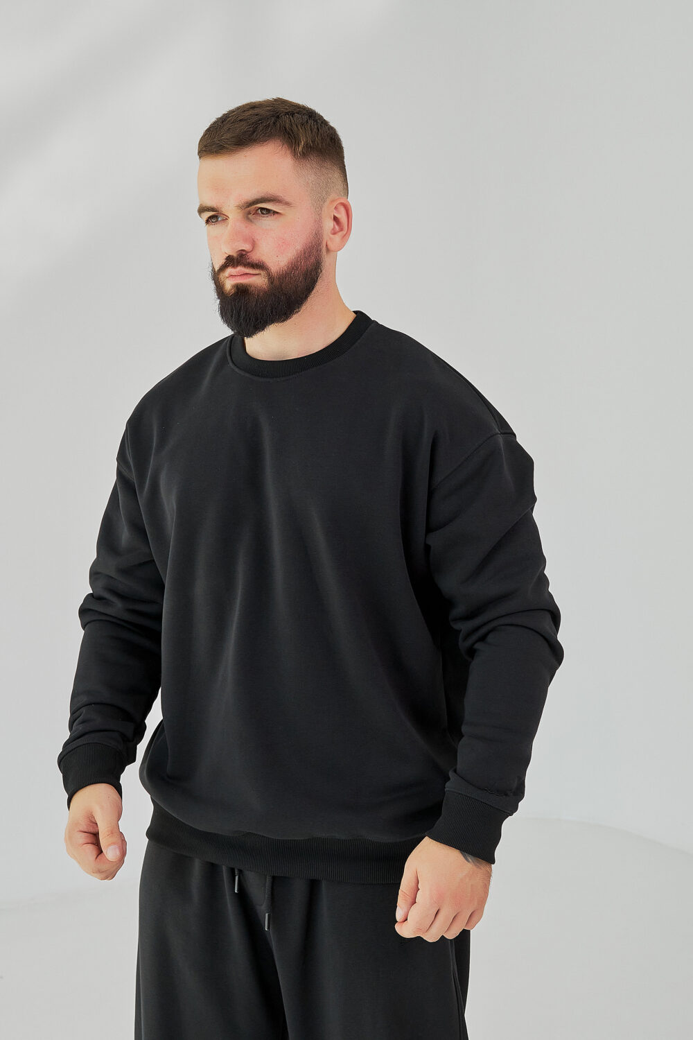 Чоловічий світшот прямого крою з щільного трикотажу