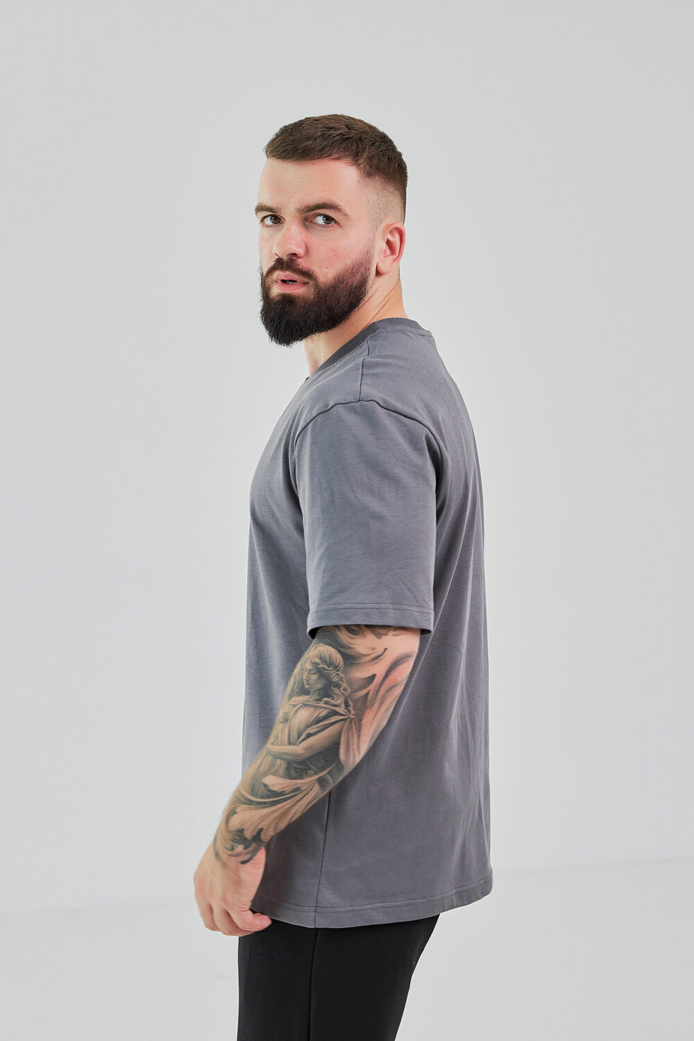 Чоловіча базова футболка з бавовни