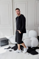 Чоловічі спортивні шорти прямого крою з трикотажу