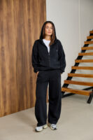 Жіноча кофта на замку з капюшоном оверсайз на блискавці