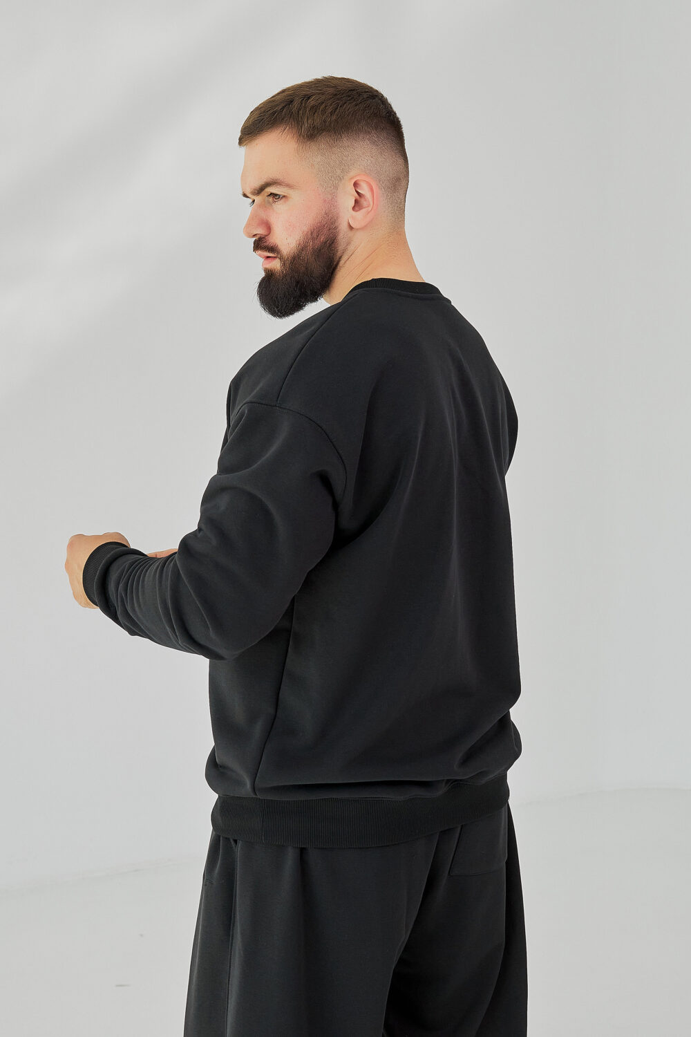 Чоловічий світшот прямого крою з щільного трикотажу