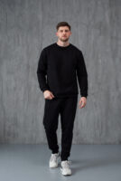 Чоловічий світшот з м’якого трикотажу у базовому стилі