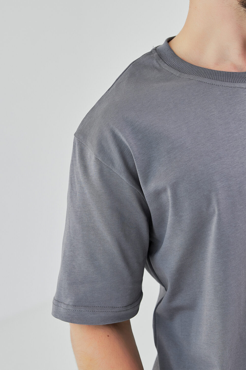 Чоловіча базова футболка з бавовни