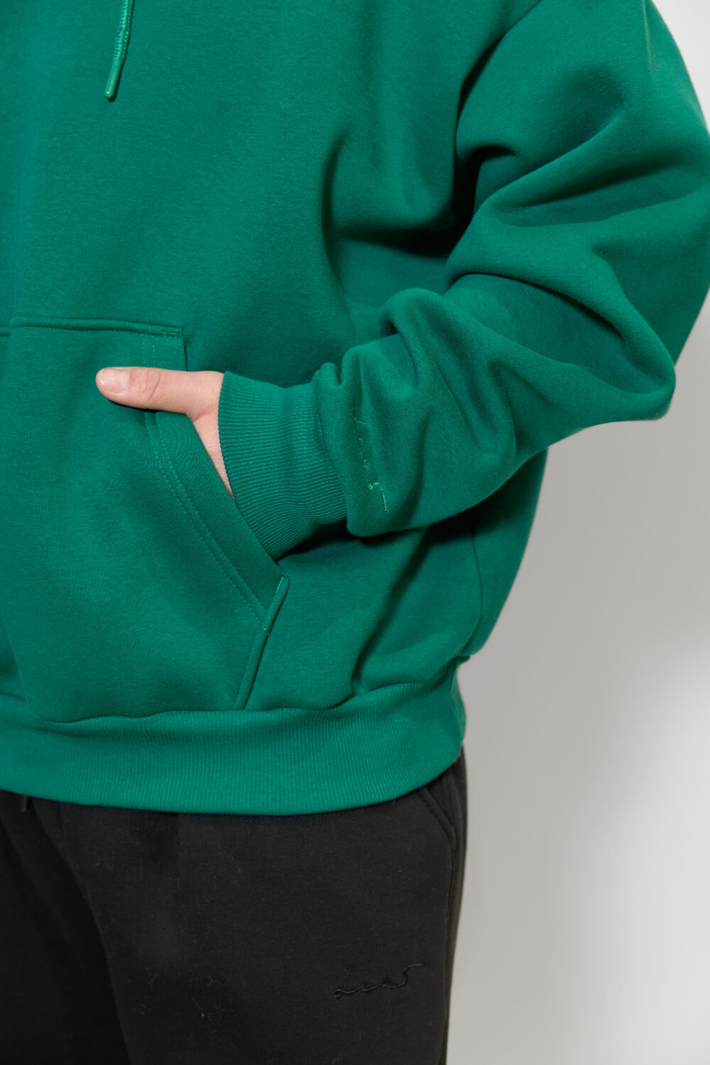 Чоловіче худі з капюшоном — тепле, щільне, oversize стиль