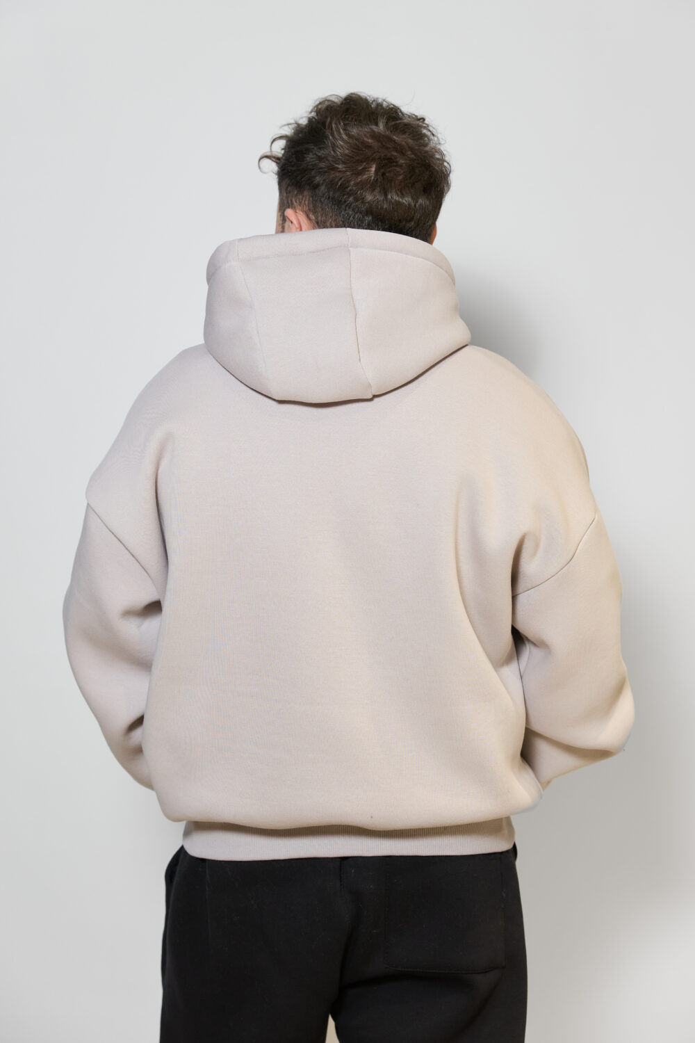 Чоловіче худі з капюшоном — тепле, щільне, oversize стиль