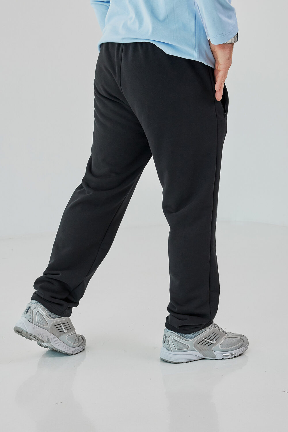 Чоловічі спортивні штани прямого крою з щільної трикотажної тканини