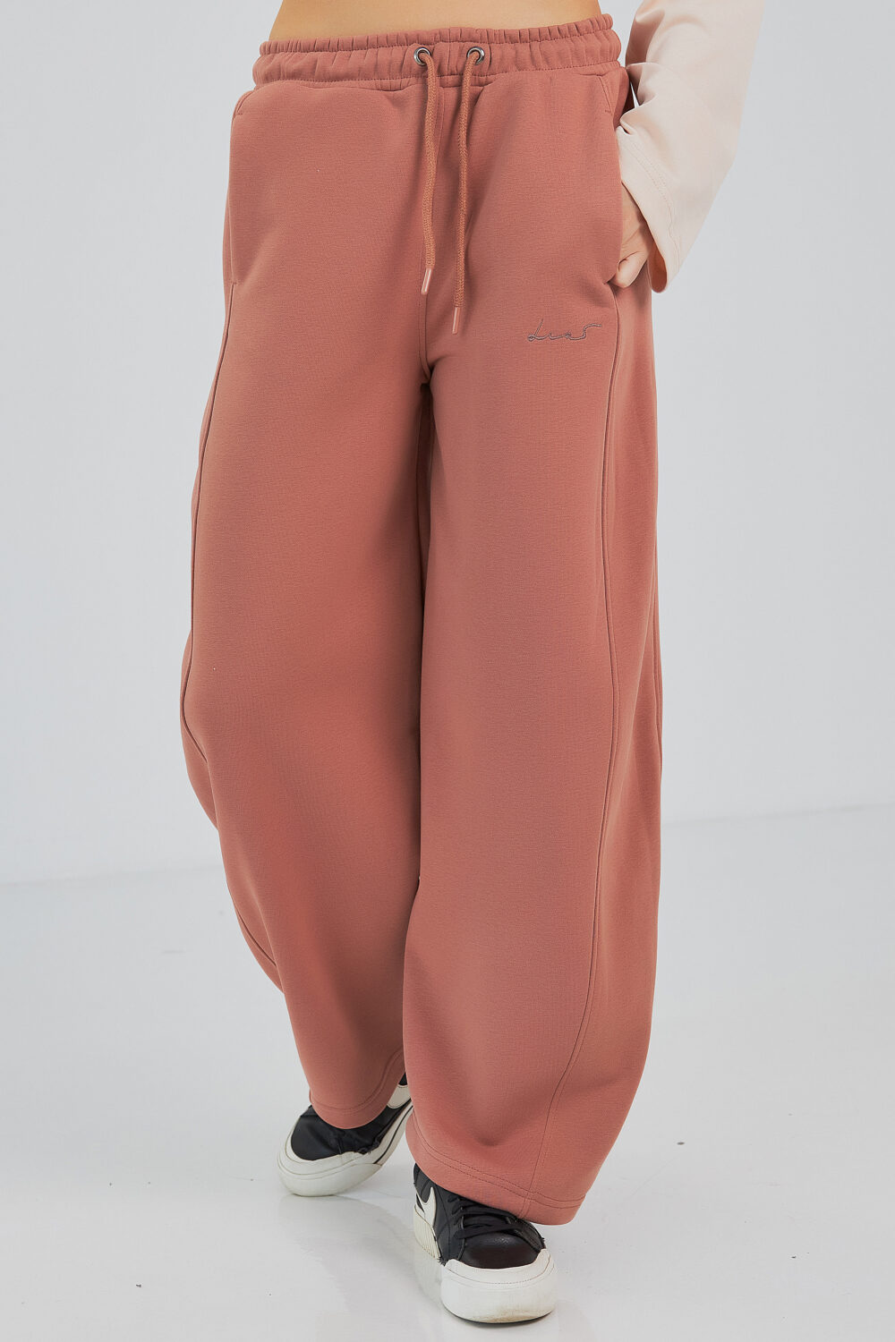 Штани жіночі baggy oversize з високою посадкою та кишенями