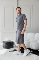 Чоловічі спортивні шорти прямого крою з трикотажу