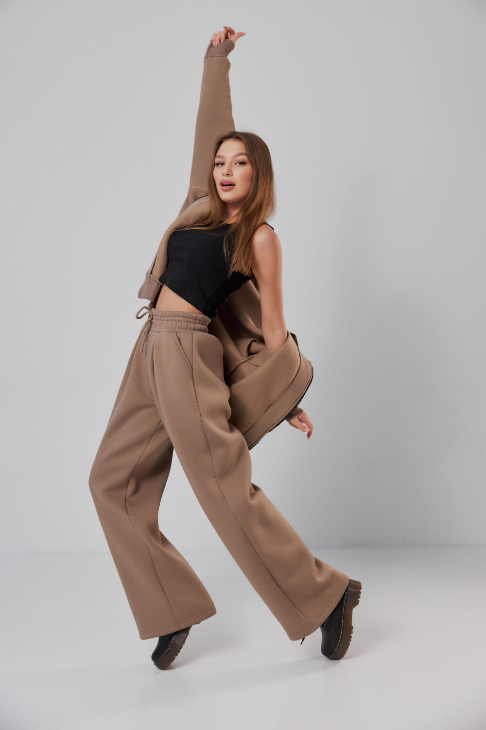 Жіночі штани палаццо на резинці з начосом теплі та вільні