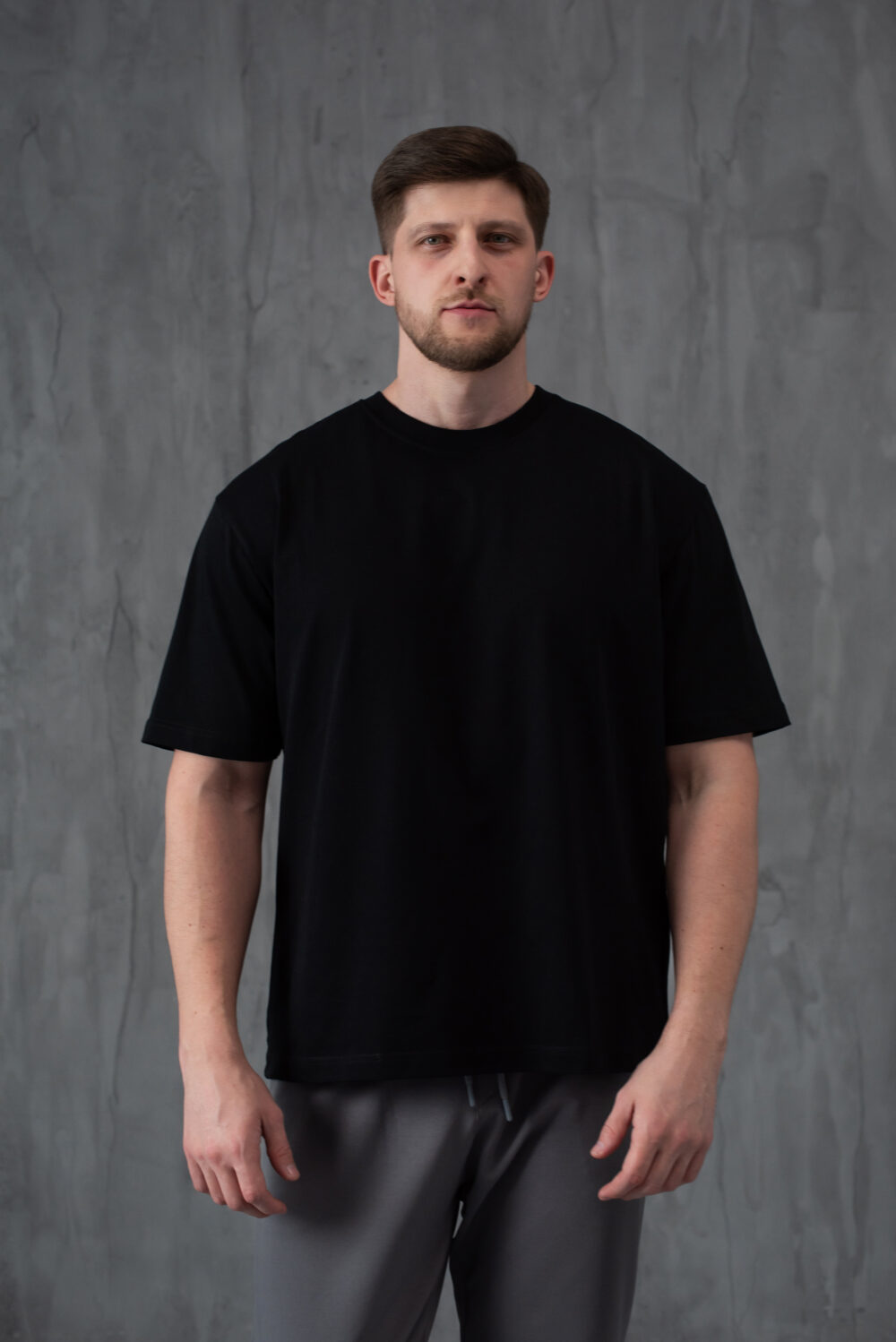 Чоловіча базова футболка з бавовни