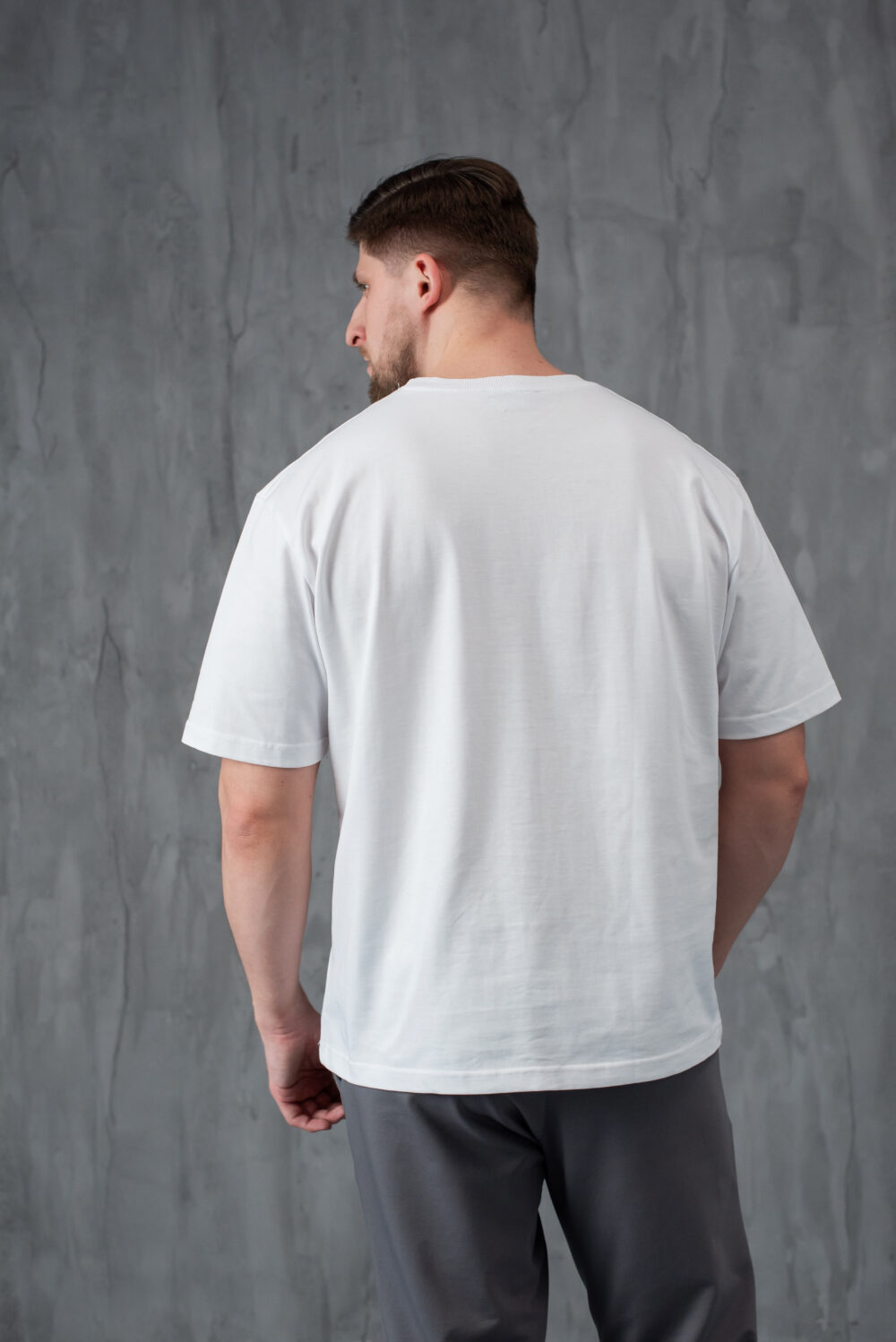 Чоловіча базова футболка з бавовни