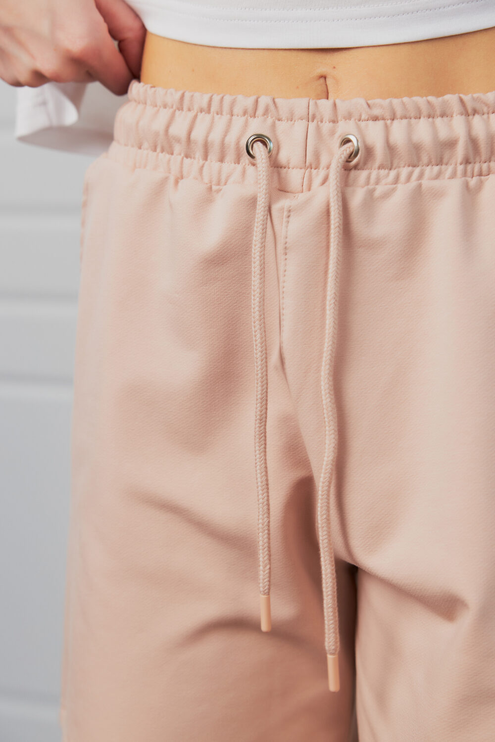 Жіночі шорти вільного крою спортивні повсякденні на резинці