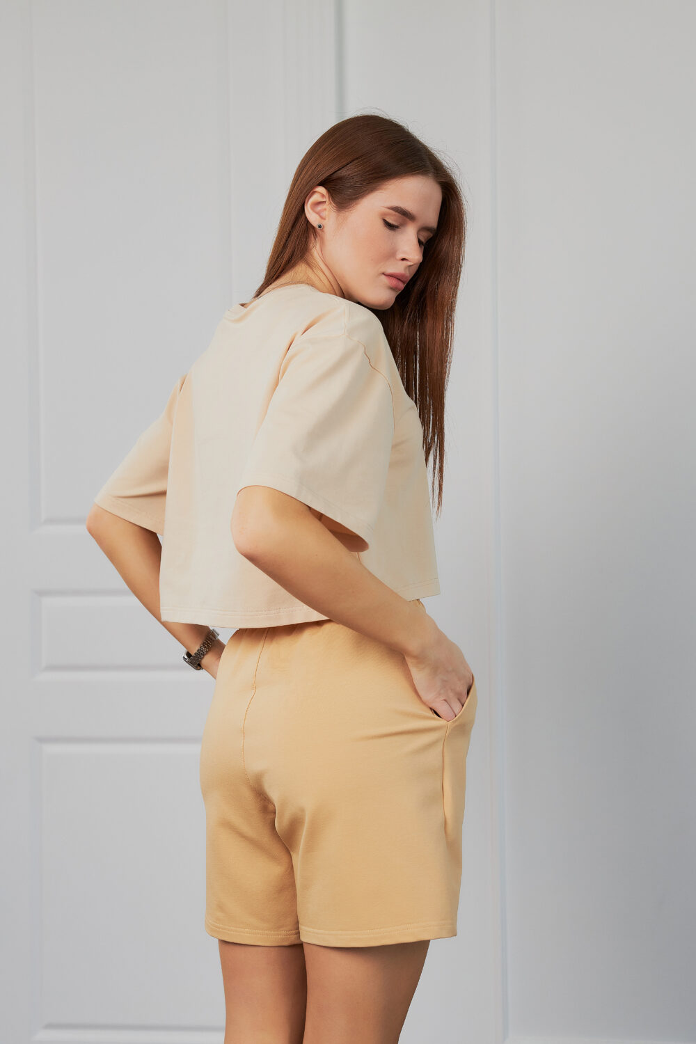 Жіночі шорти вільного крою спортивні повсякденні на резинці