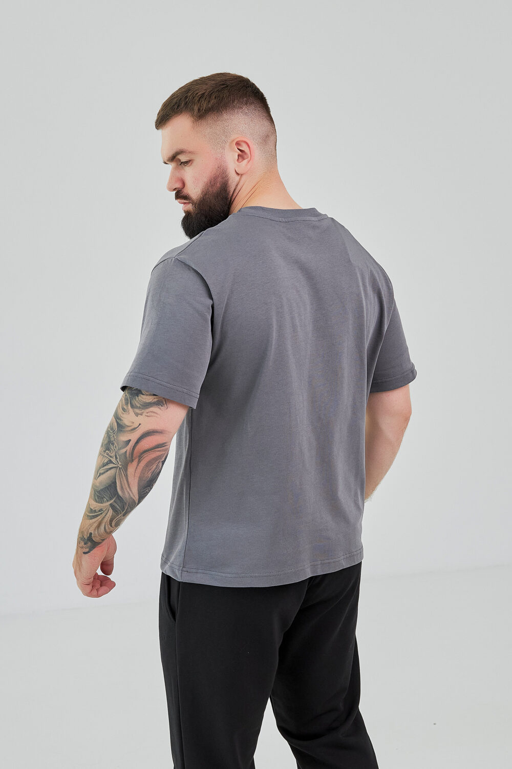 Чоловіча базова футболка з бавовни