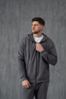 Чоловіча кофта на блискавці з капюшоном — легка та універсальна