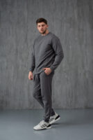 Чоловічі штани — чіткий силует і акуратна посадка