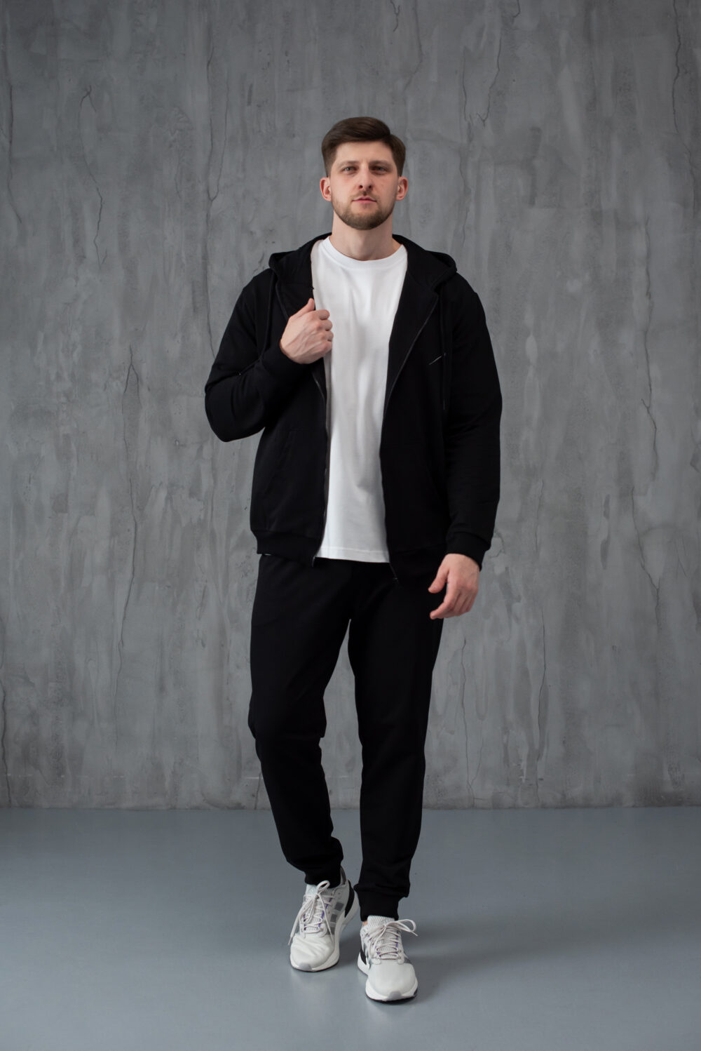 Чоловічі штани — чіткий силует і акуратна посадка