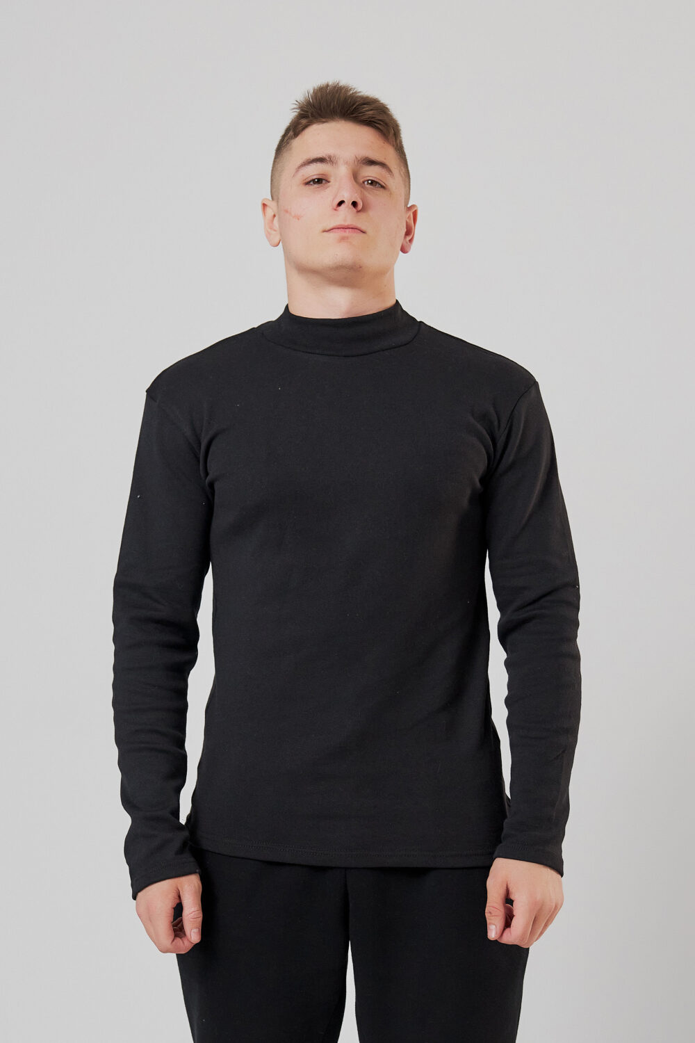 Чоловічий гольф з начосом високий комір базовий