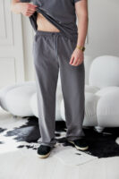 Чоловічі класичні штани вільного силуету