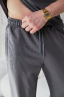 Чоловічі класичні штани вільного силуету