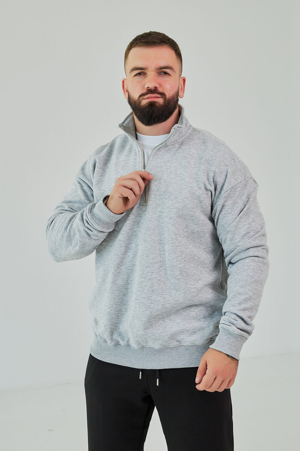 Чоловіча кофта на короткому замку з щільного трикотажу
