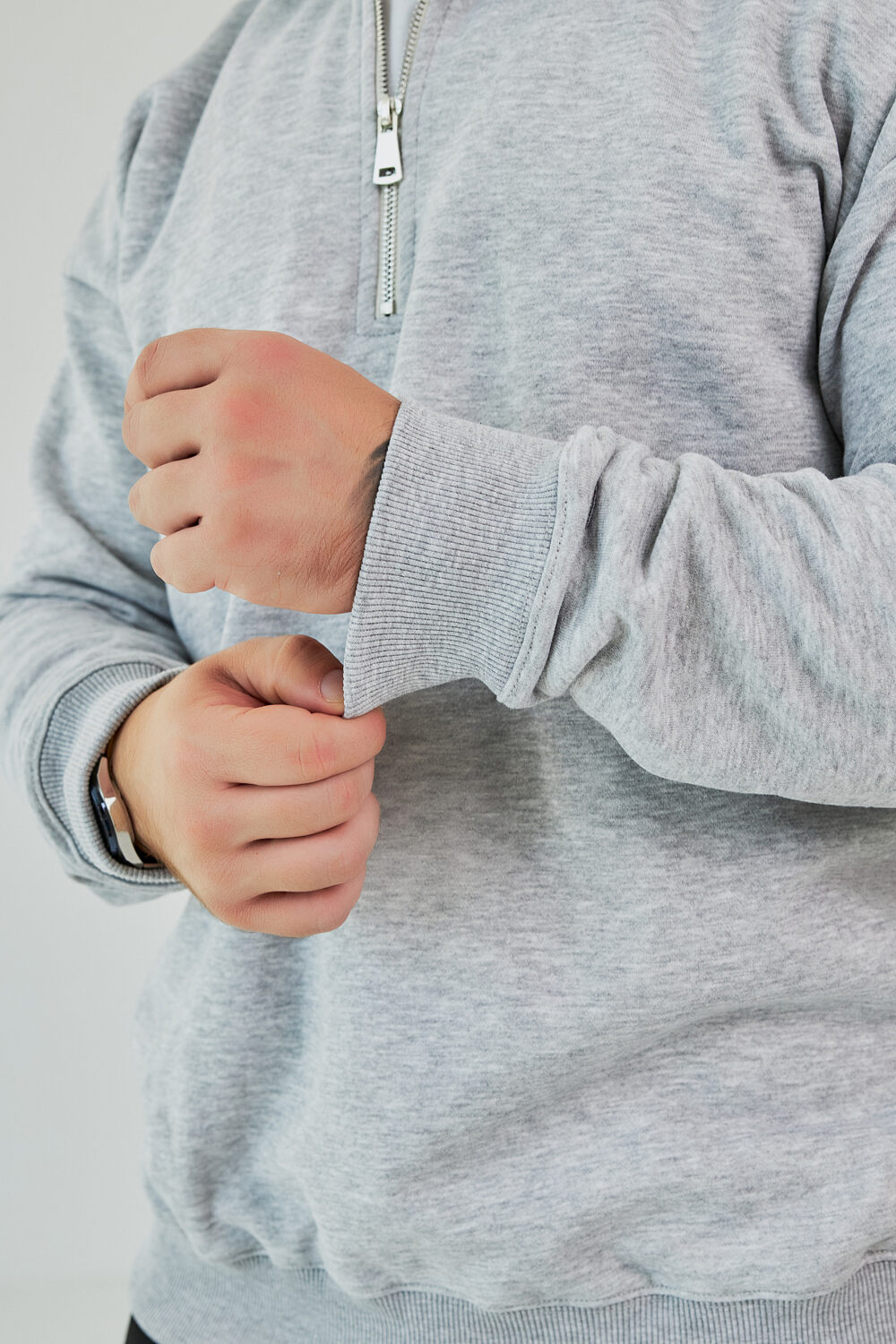 Чоловіча кофта на короткому замку з щільного трикотажу