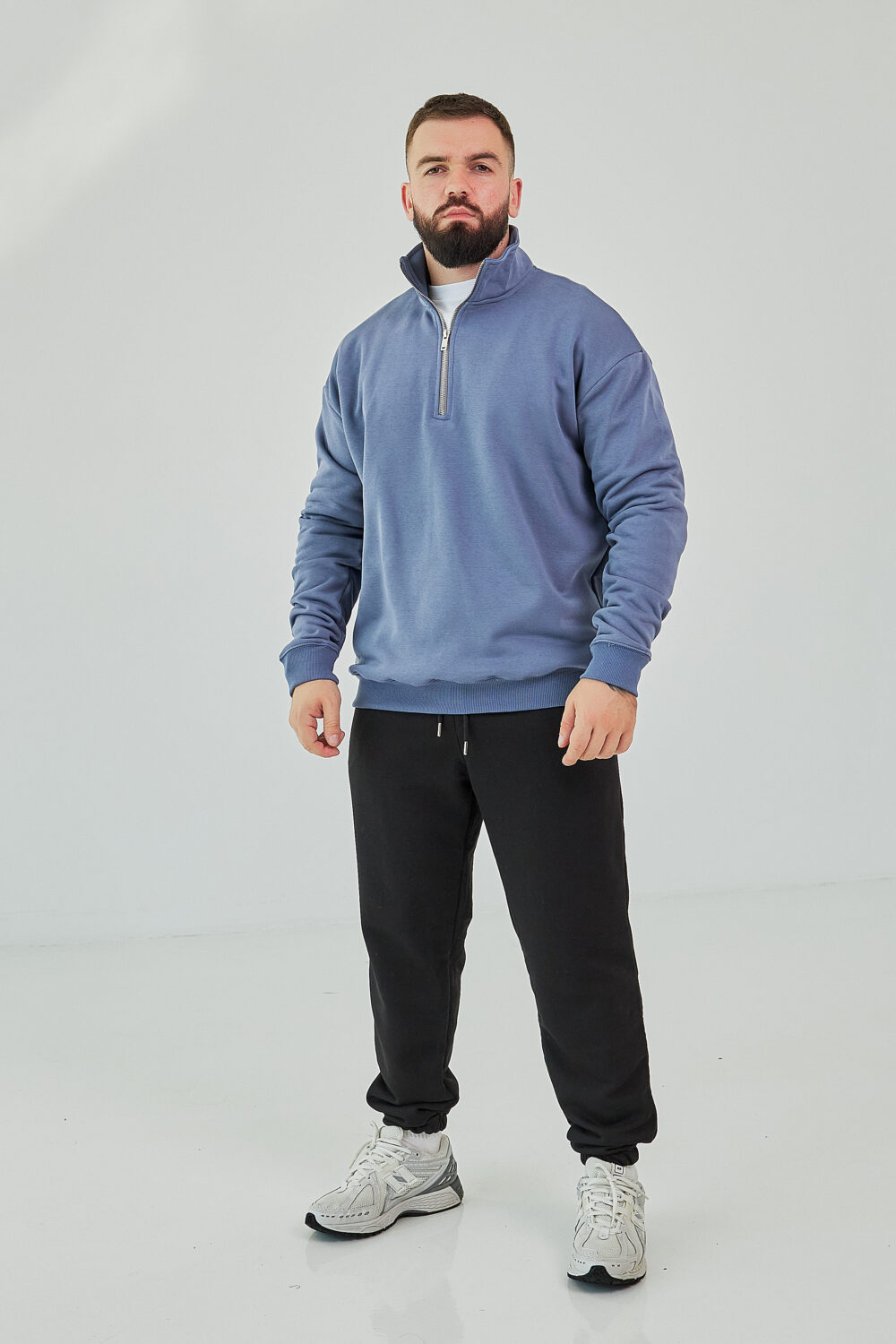 Чоловіча кофта на короткому замку з щільного трикотажу