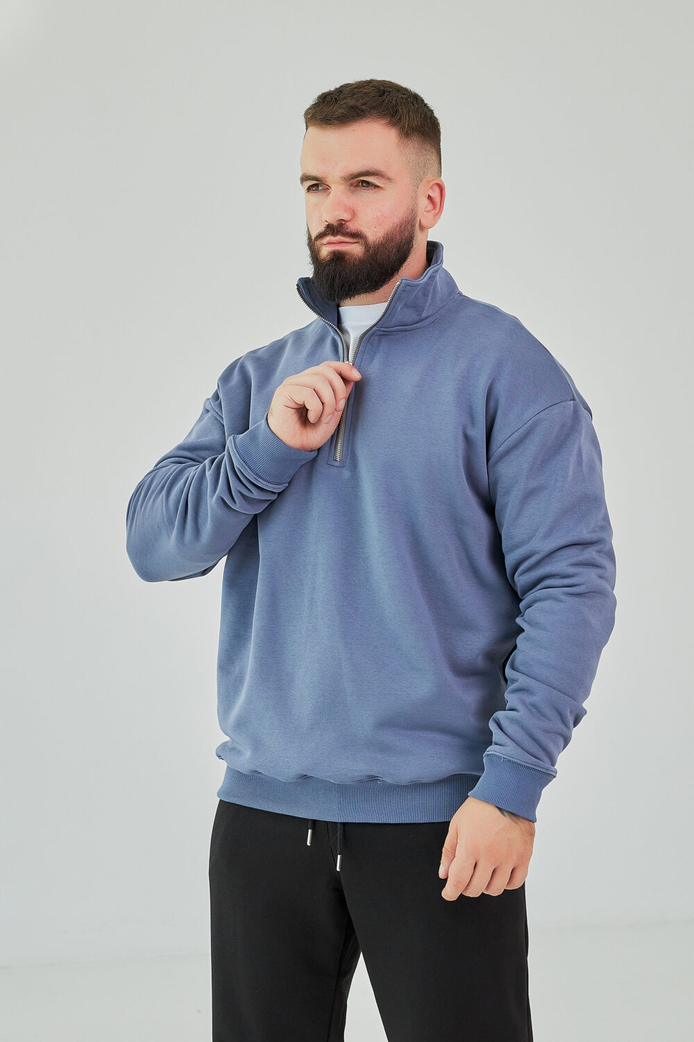 Чоловіча кофта на короткому замку з щільного трикотажу